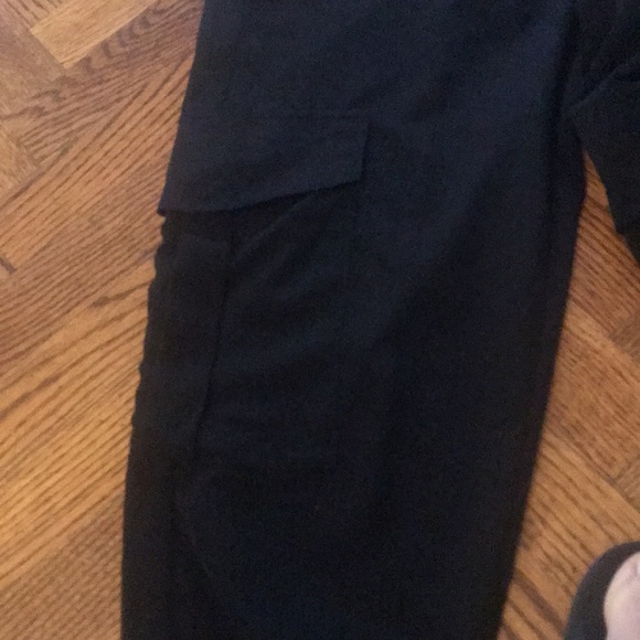 Lady’s Zara cargo pants - Picture 3 of 3